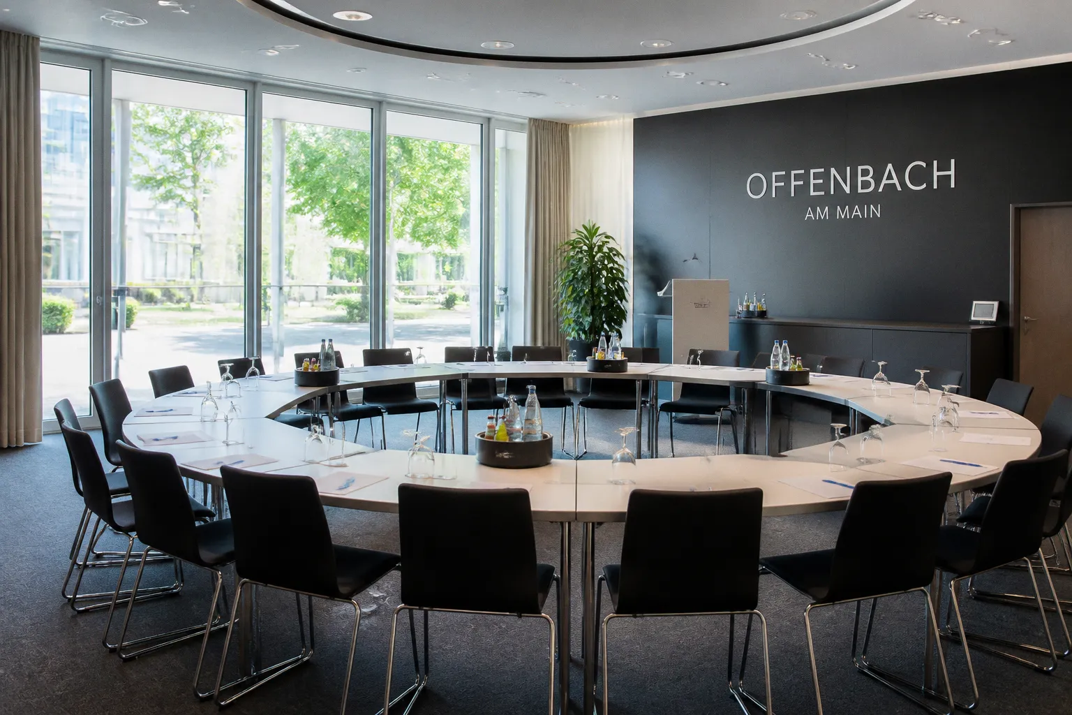 Erster gefma Roundtable für Kommunen als Präsenzveranstaltung in Offenbach