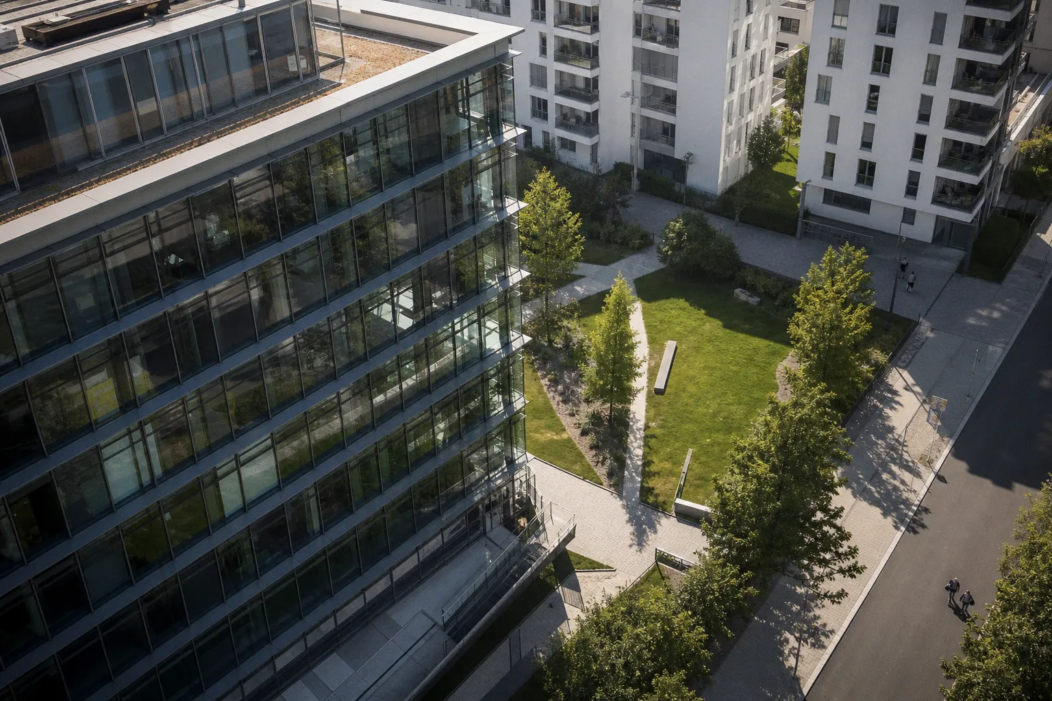 JLL Q2-Zahlen 2026: Warum Immobilienmanagement jetzt boomt