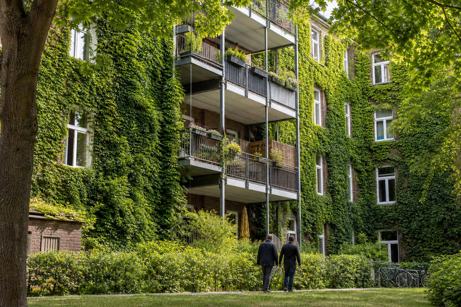Klimaanpassung im Facility Management: Das neue GEFMA-Whitepaper 984-5