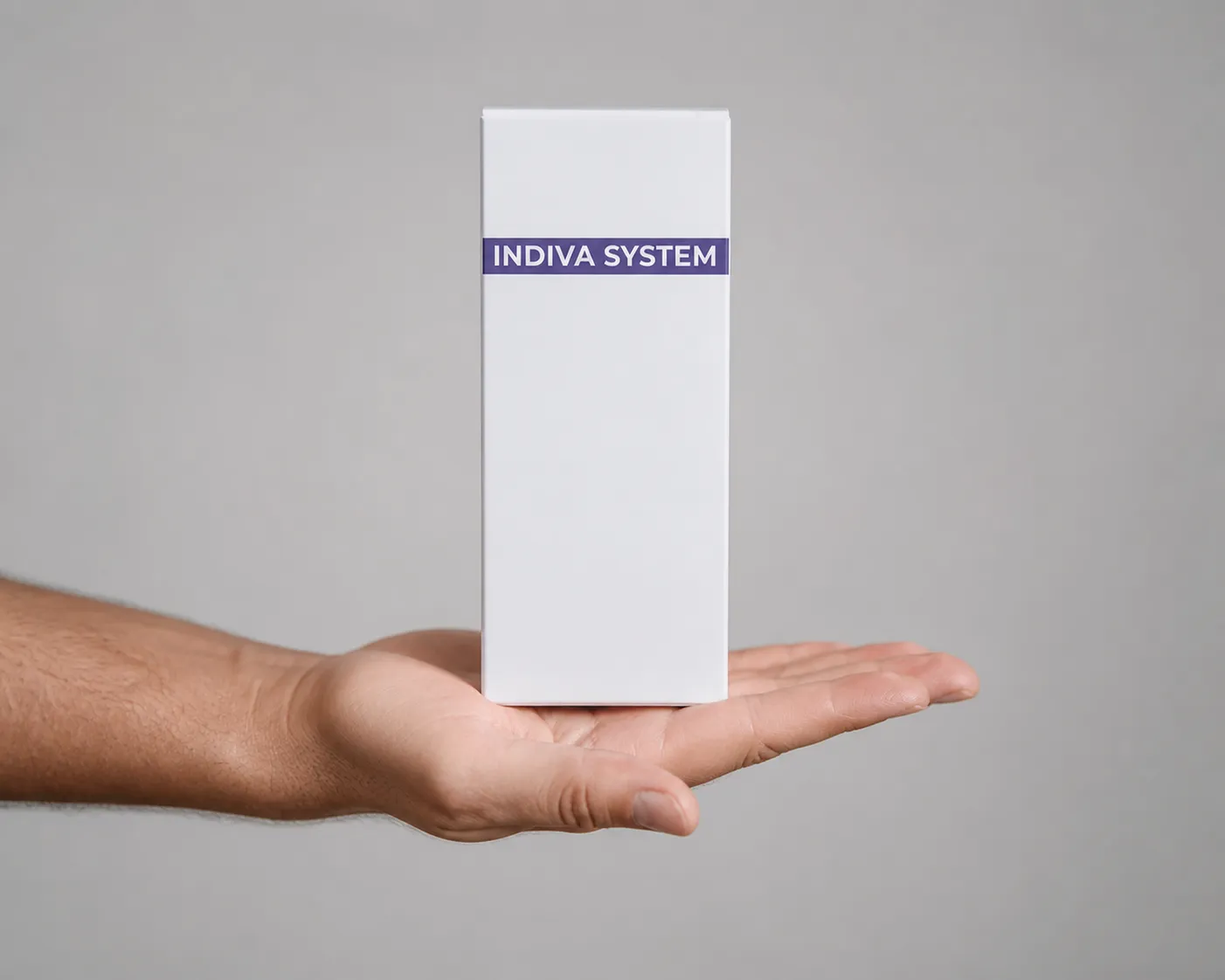 INDIVA SYSTEM EU — Verpackung in der Hand