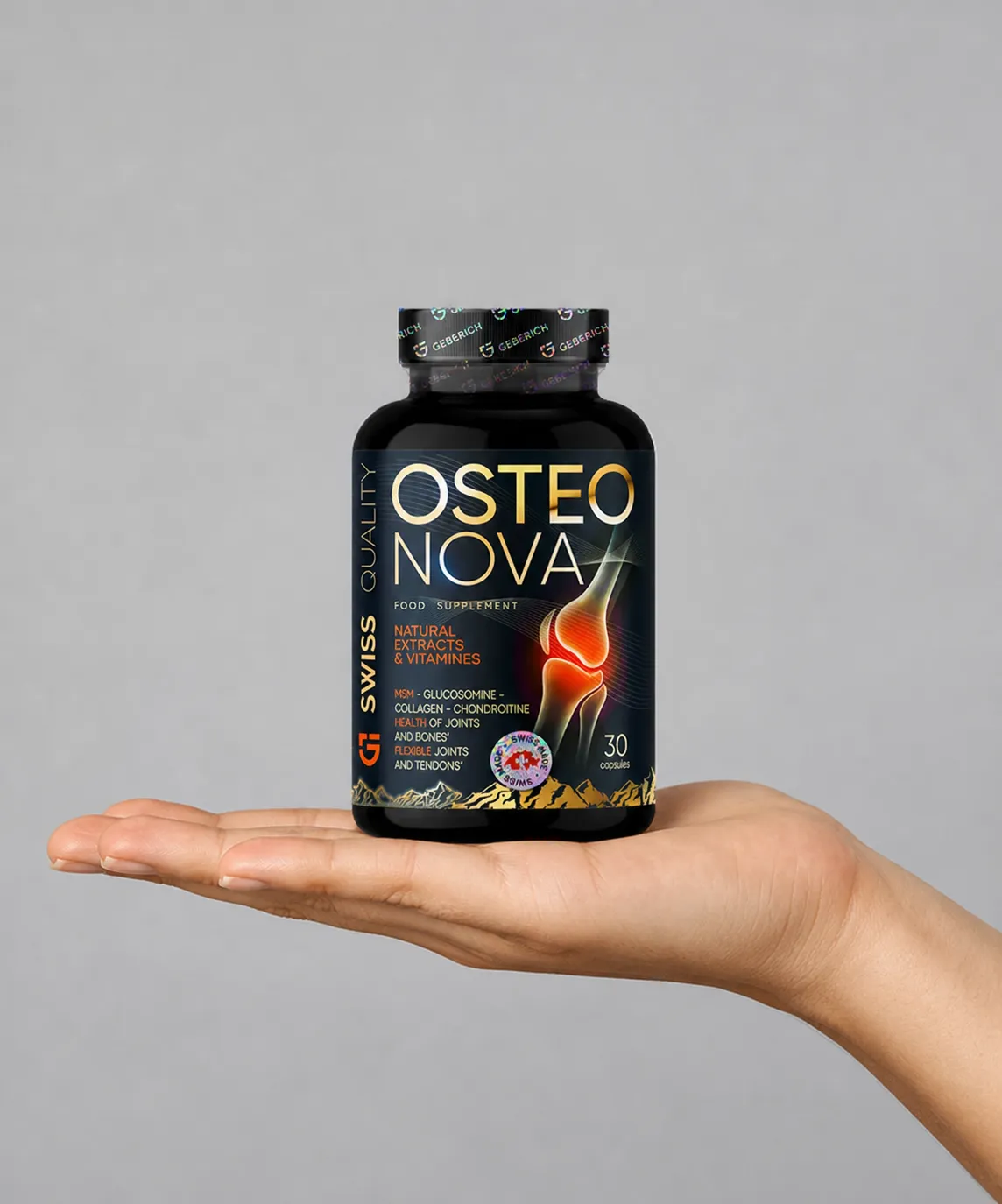 OsteoNova — Verpackung in der Hand